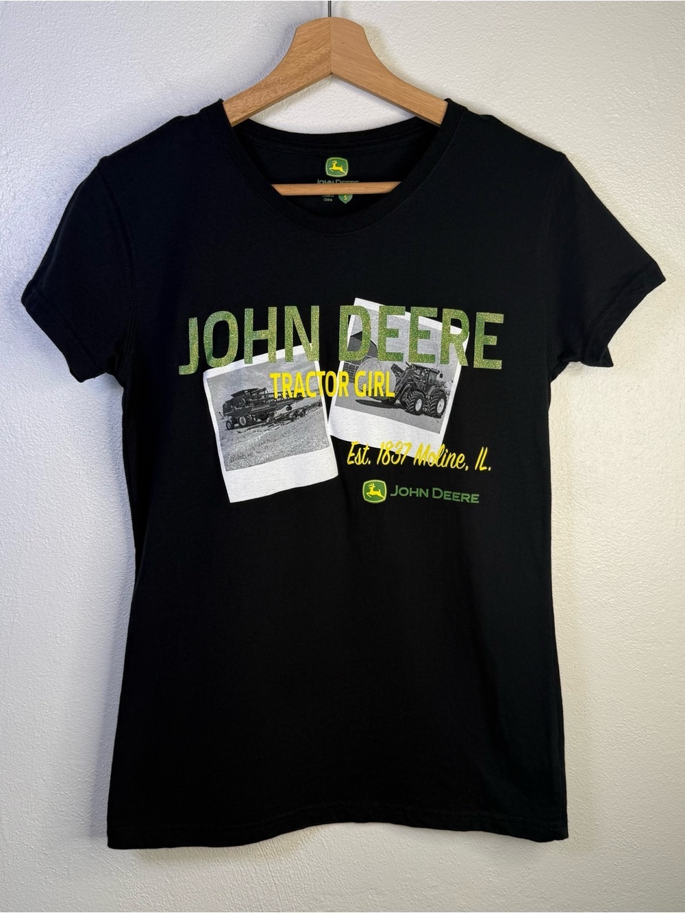 John Deere Tractor Girl Black Short Sleeve Tee Womens Size Small Country Western
